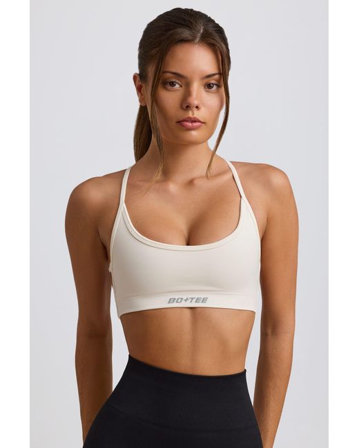 BO+TEE White Super Sculpt Seamless Backless Sports Bra