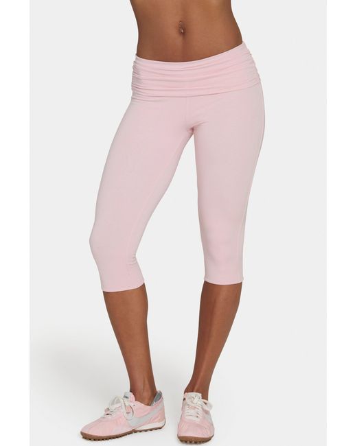 BO+TEE Pink Buttercloud Capri Leggings