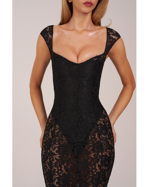 Oh Polly Black Sweetheart-Neck Maxi Dress