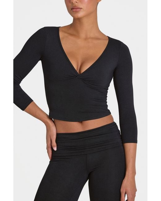 BO+TEE Black Buttercloud Top