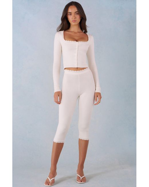 Oh Polly White Knit Mid-Rise Capri Trousers