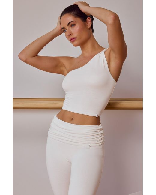 BO+TEE White One-Shoulder Twisted Tank Top