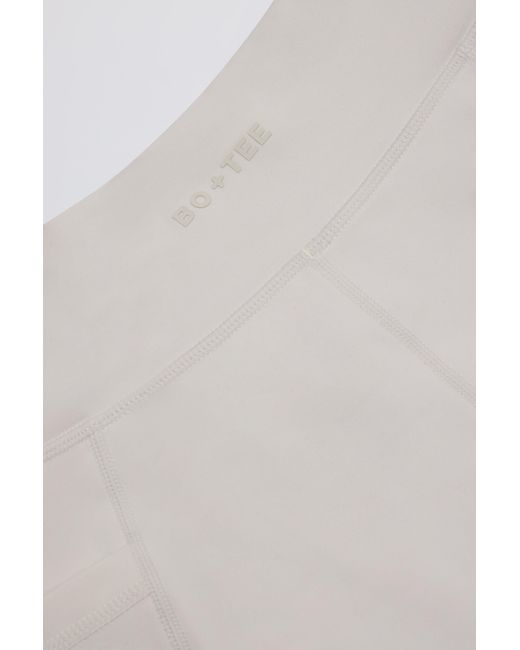 BO+TEE White Soft Active Pocket V-Waist Mini Shorts