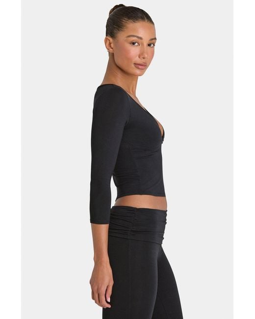 BO+TEE Black Buttercloud Top