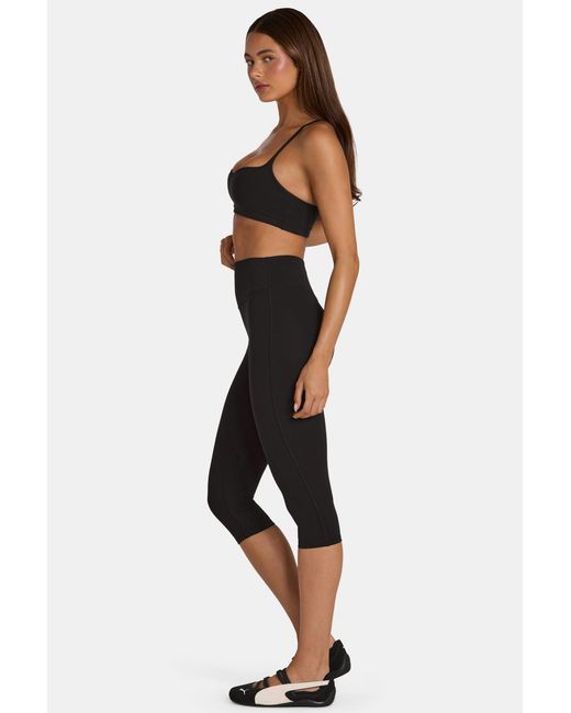BO+TEE Black Soft Active Capri Leggings