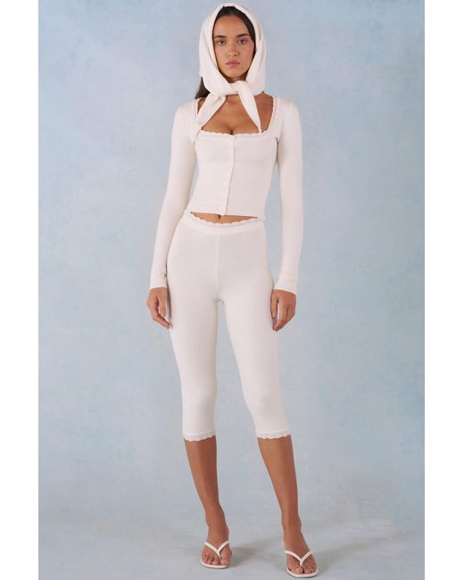 Oh Polly White Knit Mid-Rise Capri Trousers