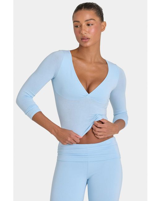BO+TEE Blue Buttercloud Top
