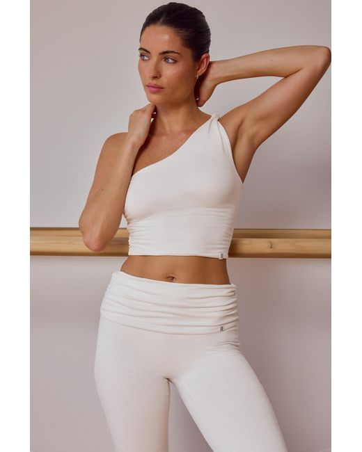 BO+TEE White One-Shoulder Twisted Tank Top