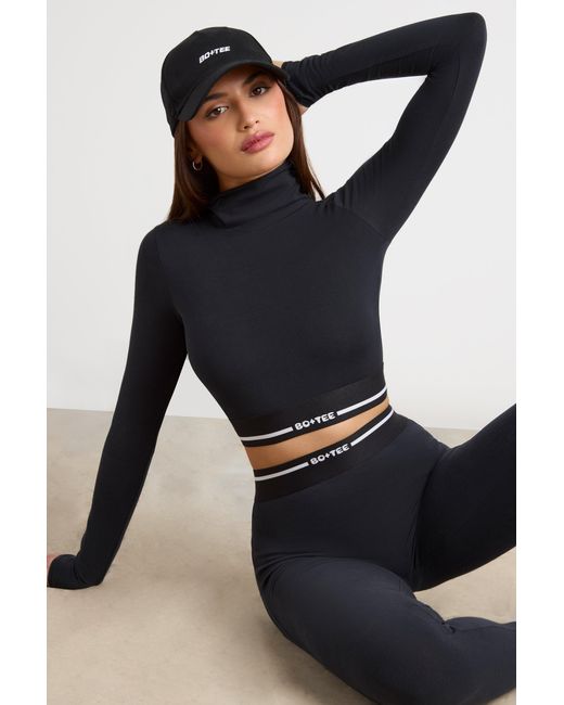 BO+TEE Black Backless Turtleneck Long-Sleeve Crop Top