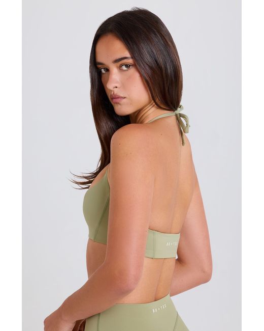 BO+TEE Green Scoop-Neck Halterneck Sports Bra