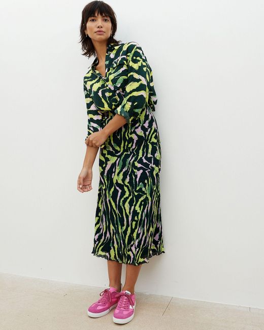 Oliver Bonas Green Abstract Print Crinkle Midi Skirt, Size 6