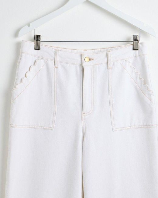 Oliver Bonas White Ecru Cream Contrast Stitch Scallop Jeans