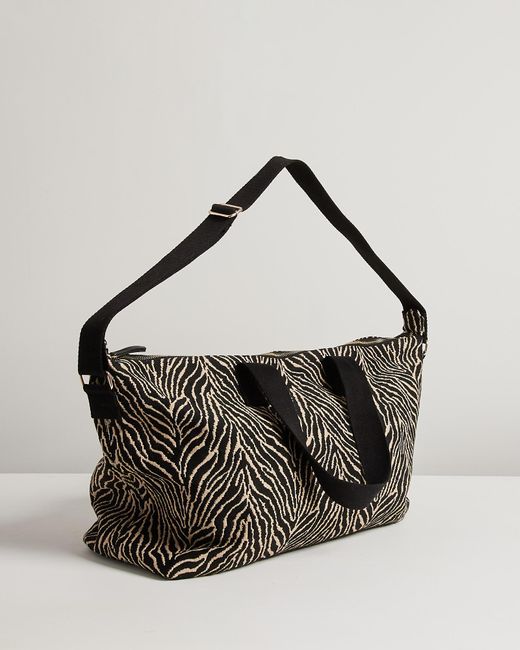 oliver bonas tote bag