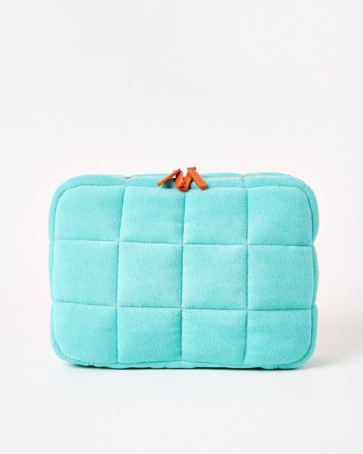 Oliver Bonas Blue Padded Fold Out Hanging Wash Bag