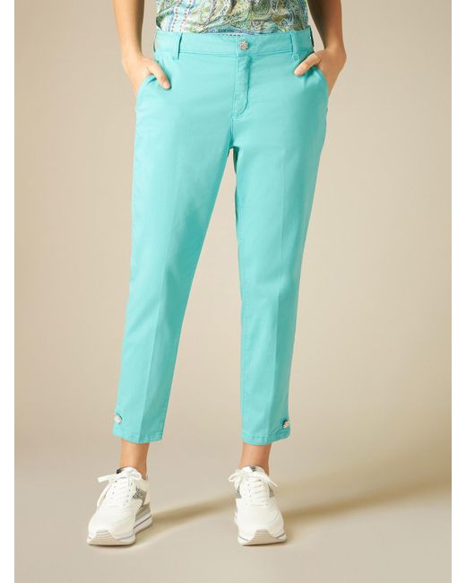 Pantaloni chino con dettaglio gioiello di Oltre in Blue