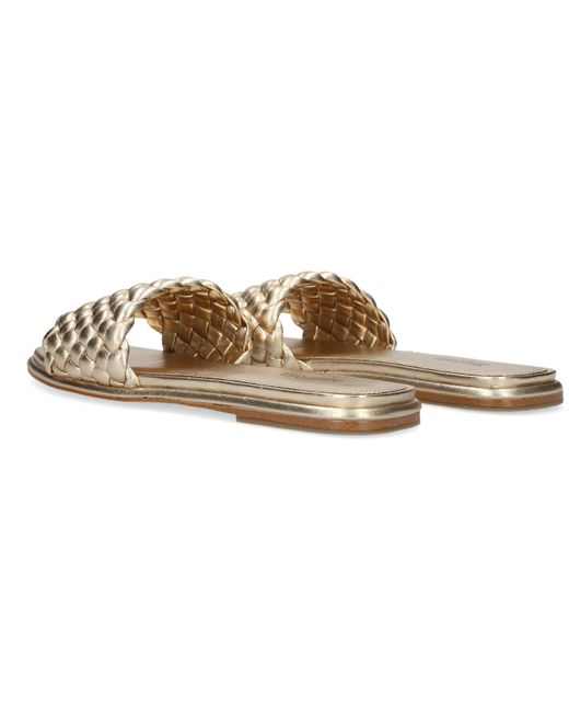 Michael Kors Slippers Amelia Flat Sandal in het Metallic - Lyst