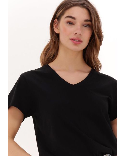 My Essential Wardrobe Black T-shirt 08 The Vtee Slub Yarn Jersey