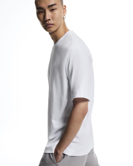 On Shoes White Club Collective-T for men