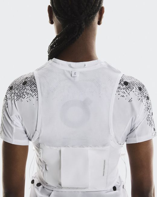 On Shoes White Ultra Vest Pro