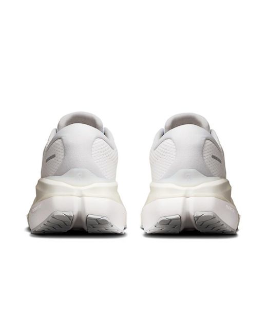 On Shoes Cloudrunner 3 Max in White für Herren