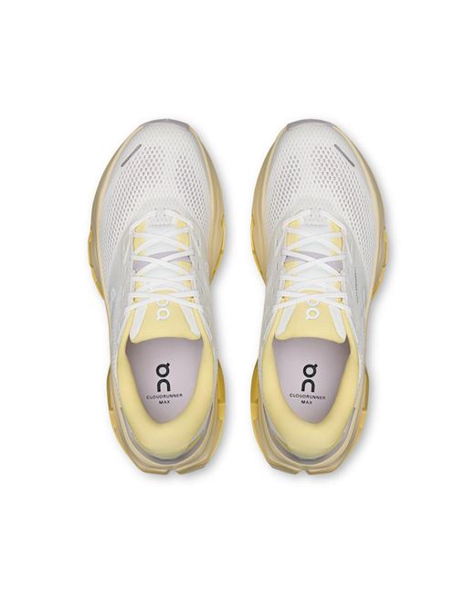 On Shoes Cloudrunner 3 Max in White für Herren