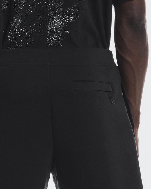 On Shoes Black Focus Tech Shorts for men