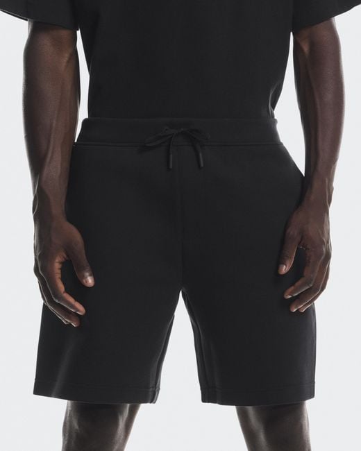 On Shoes Black Focus Tech Shorts for men