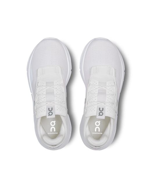 On Shoes White Cloudnova 2