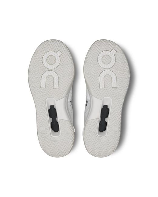 On Shoes White The Roger Clubhouse Pro
