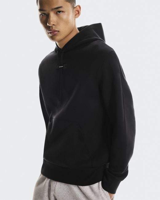 On Shoes Black Focus Tech Hoodie for men