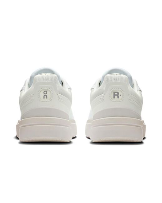 On Shoes White The Roger Advantage