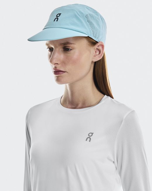 Performance Cap On Shoes en coloris Gray