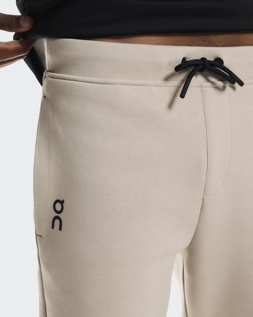 On Shoes Black Focus Tech Sweatpants for men