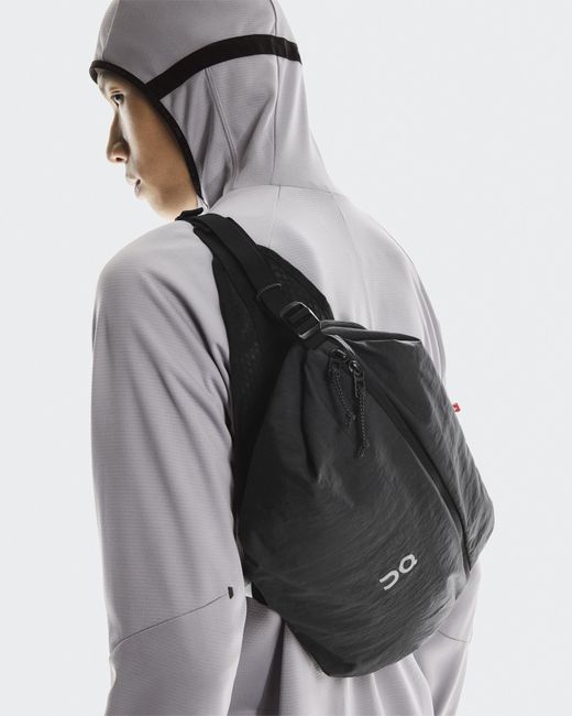 On Shoes Black Sling Pack