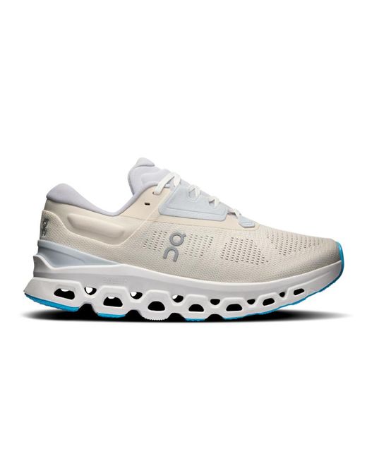 On Shoes White Cloudstratus 3