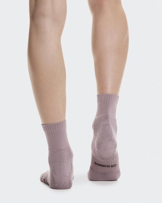 On Shoes Pink Core Run Sock Mid 2P