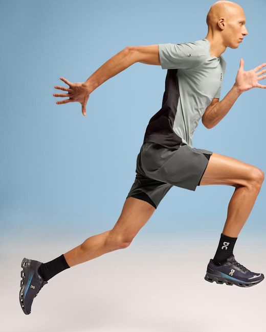 On Shoes Blue Performance Hybrid Short for men