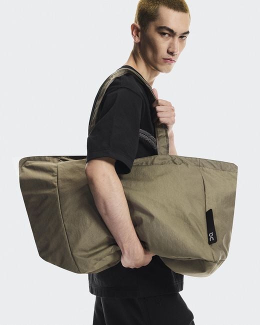 On Shoes White Cargo Pack