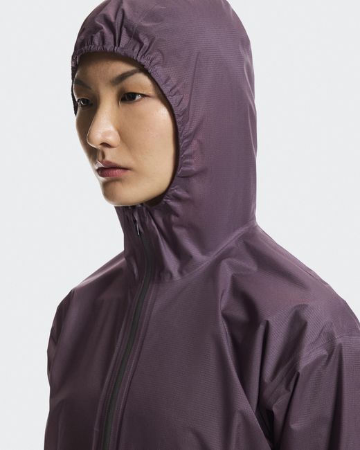 On Shoes Blue Explore Lightweight Waterproof Jacket