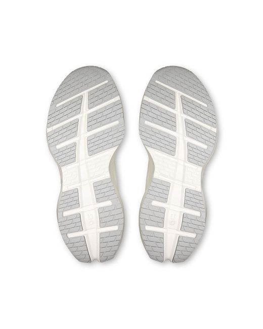 On Shoes Cloudrunner 3 Max in White für Herren