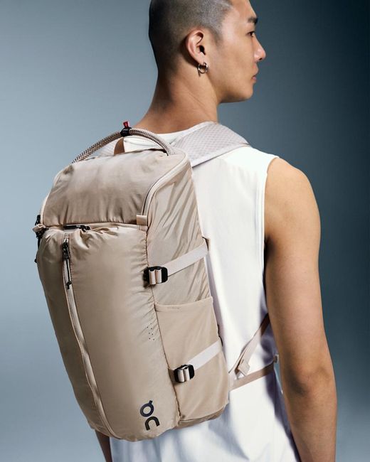 On Shoes Natural Speed Pack 18L Lite