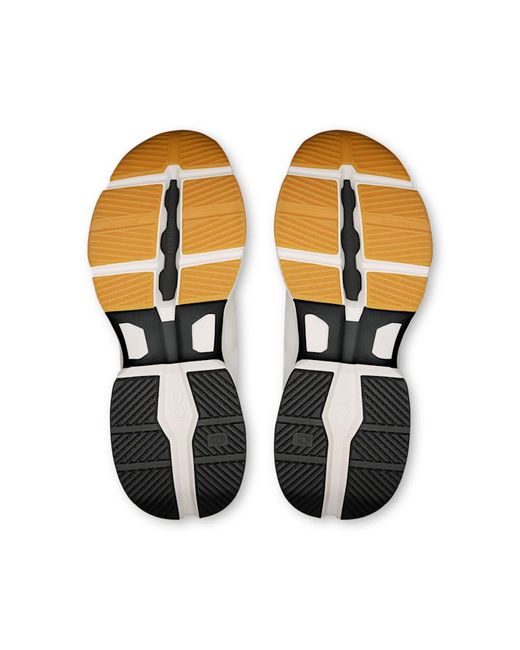 On Shoes White Cloudpulse Pro