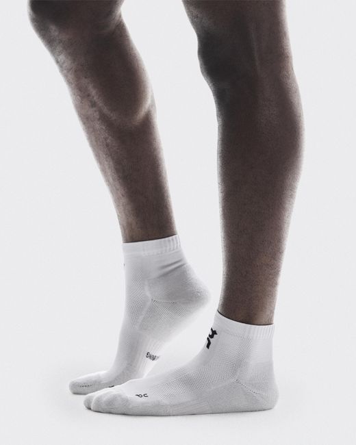 On Shoes White Core Run Sock Mid 2P