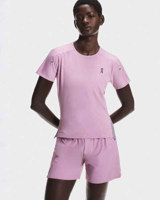On Shoes Pink Performance-T