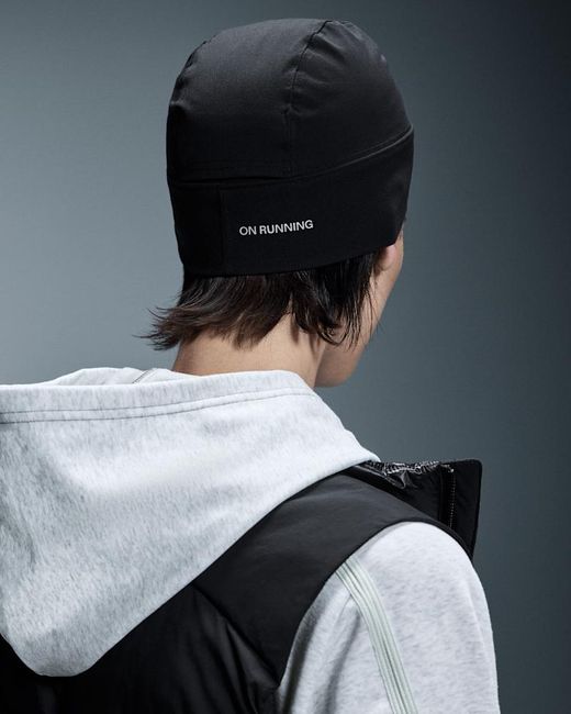 On Shoes Black Core Beanie