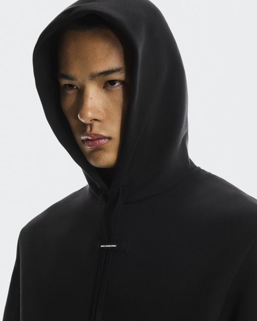 On Shoes Black Focus Tech Hoodie for men