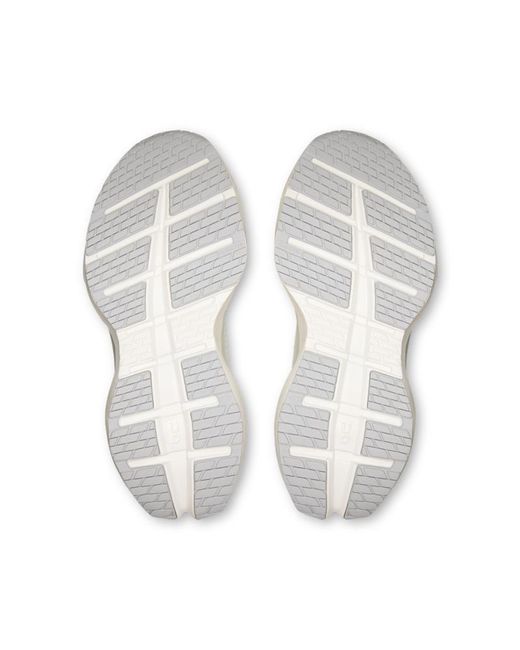 On Shoes White Cloudrunner 3 Max