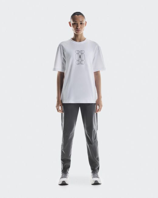 On Shoes White Club-T Graphic