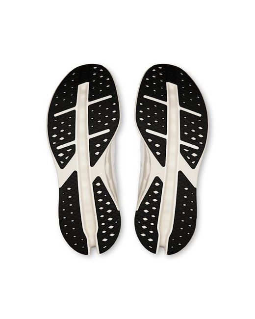 On Shoes Cloudsurfer Max in White für Herren