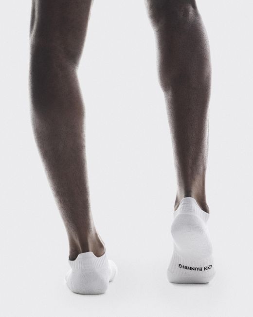 On Shoes White Core Run Sock Low 2P